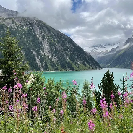 Apartament In Near Penkenbahn Cable Car Mayrhofen