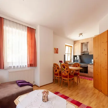 In Near Penkenbahn Cable Car Appartement *